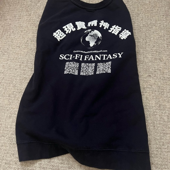 sci-fi fantasy crewneck - Picture 2 of 5